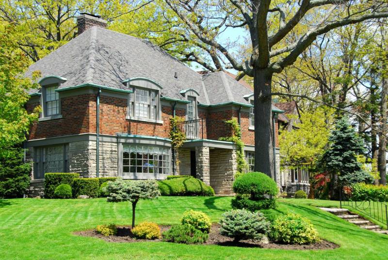 home-garden-landscaping-800x536