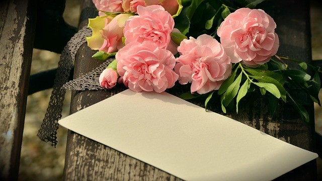 pieces-of-roses-for-your-loved-one
