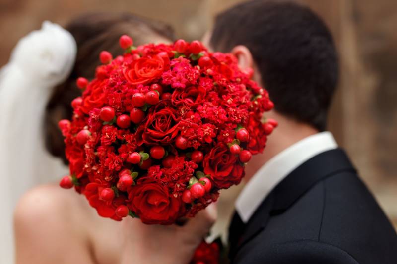 tips-on-choosing-wedding-flowers-800x533